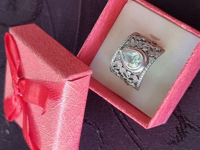 Teardrop CZ 925 Sterling Silver Ring. ( Genuine Silver. )