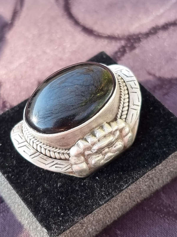 "100 CARAT" Black Onyx \ 925 Sterling Silver Dome Ring. ( Genuine Silver )