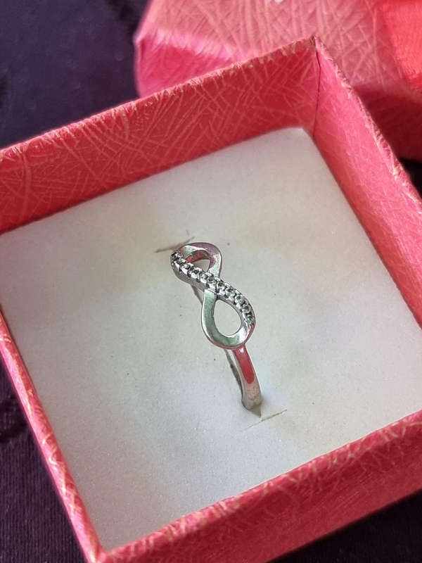 CZ  INFINITY 925 Sterling Silver Ring. ( Genuine Silver. )