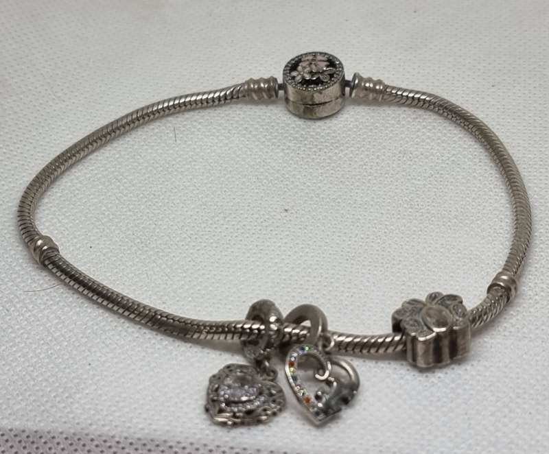 Movable" CHARM BRACELET "925 Sterling Silver. ( Genuine Silver. )