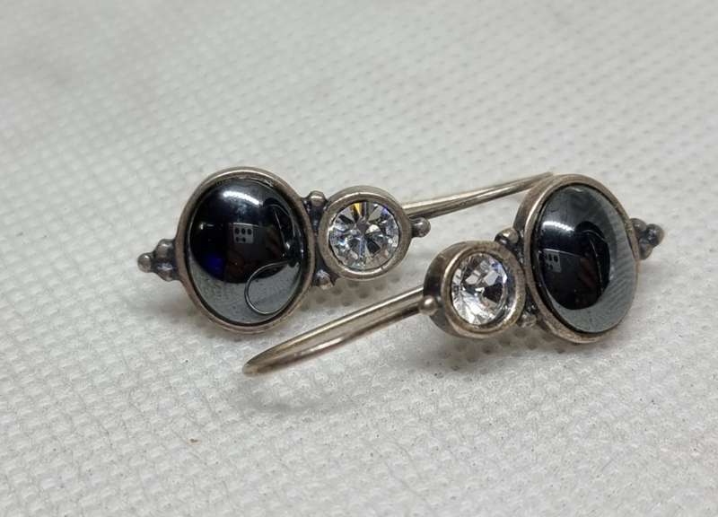 "DESIGNER" MIGLIO" ONYX / CZ 925 Sterling Silver Earrings.( Genuine Silver. )