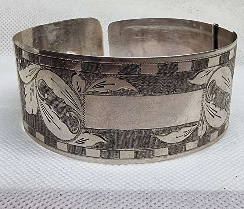 "VICTORIAN" WIDE ENGRAVED" 925 Sterling Silver Bangle.( Genuine Silver. )