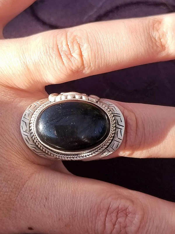 "100 CARAT" Black Onyx \ 925 Sterling Silver Dome Ring. ( Genuine Silver )