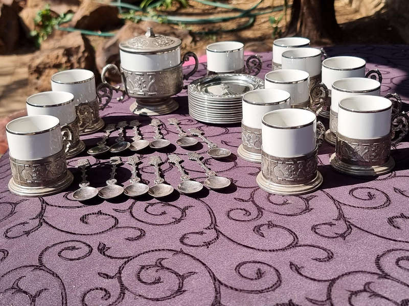 Antique  "SOLID ITALIAN 800 SILVER" Coffee or Tea Cup Holder Set.