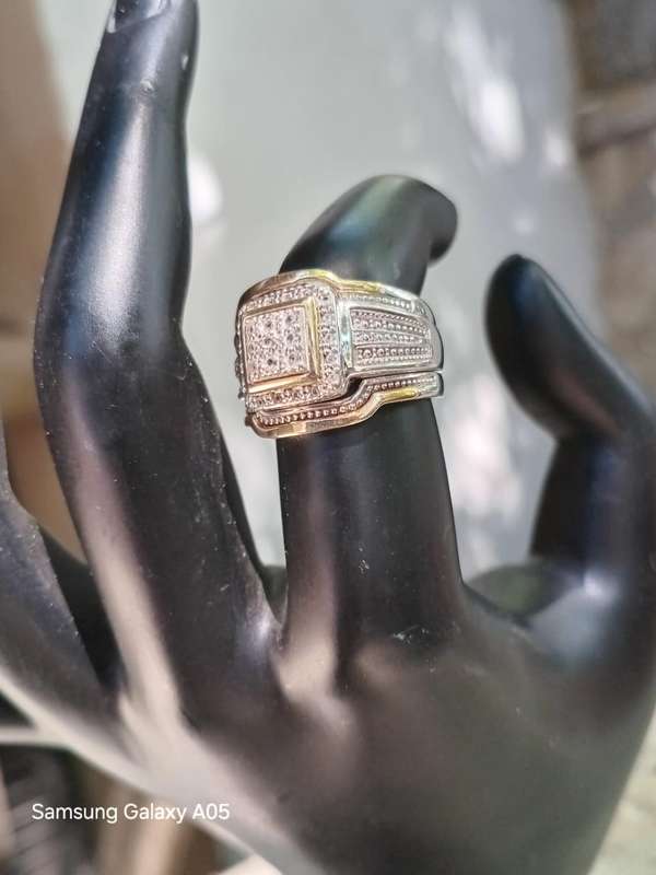 "THREE PIECE " 9 CT GOLD and SILVER Combination ring (Cubic Zirconia)