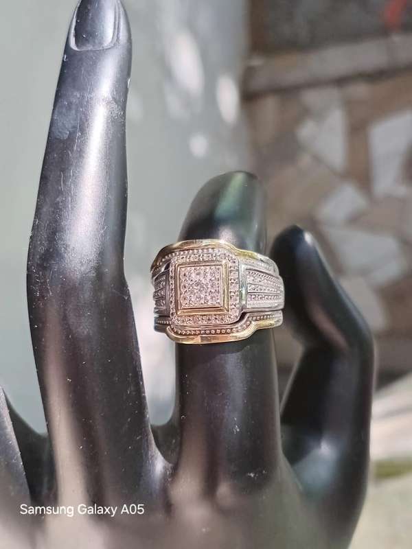 "THREE PIECE " 9 CT GOLD and SILVER Combination ring (Cubic Zirconia)