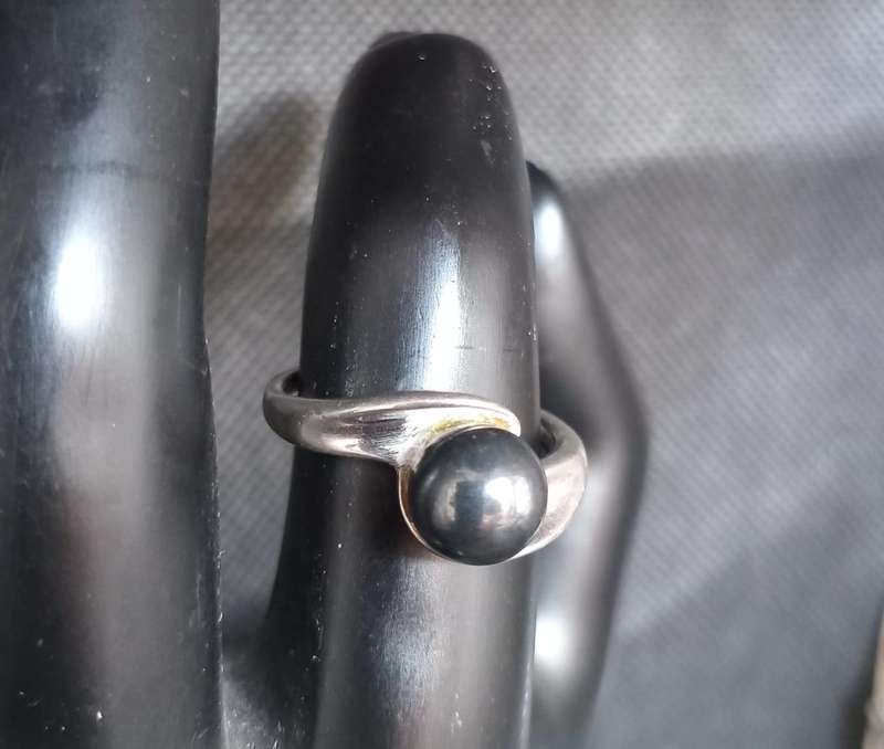 "STUNNING" Black Pearl Ring / 925 Sterling Silver "STATEMENT RING"