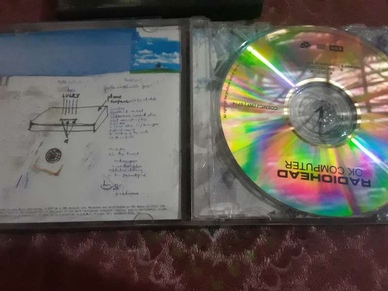 Radio Head Music Cd combo