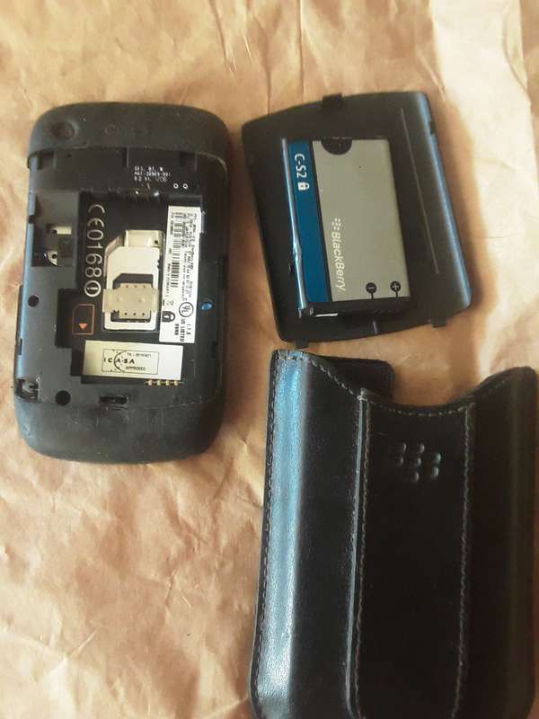 Vintage blackberry cell for spares or repair