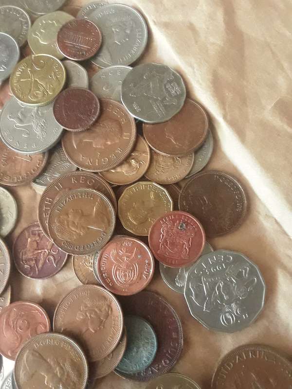 World mix coins lot 700gr