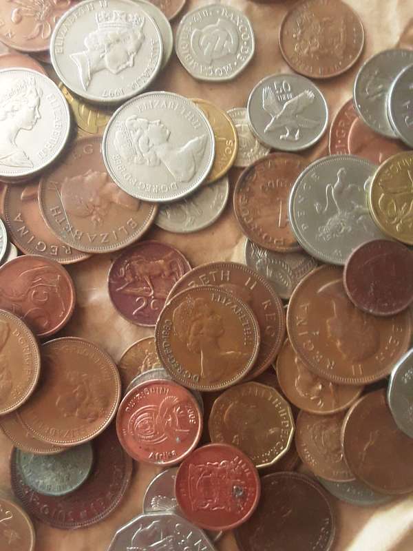 World mix coins lot 700gr