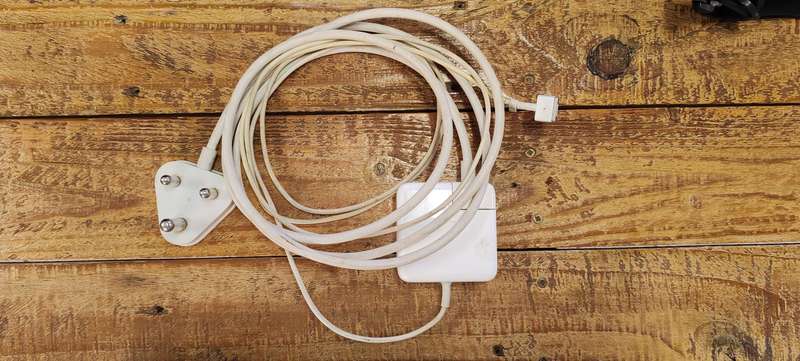 For Sale: MacBook Air 13 (2017)