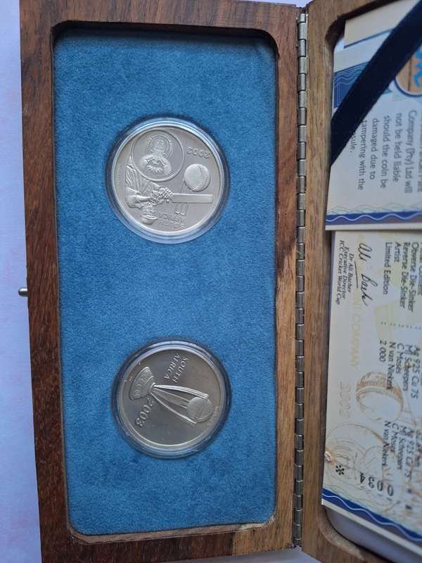 2003 ICC CRICKET SILVER PRESTIGE MEDALLION SET