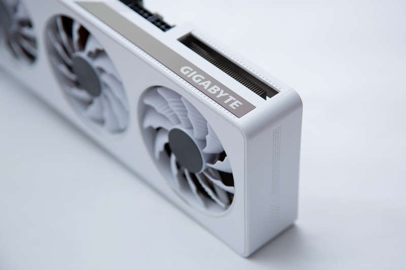 White Gigabyte RTX3060ti Vision OC 8GB