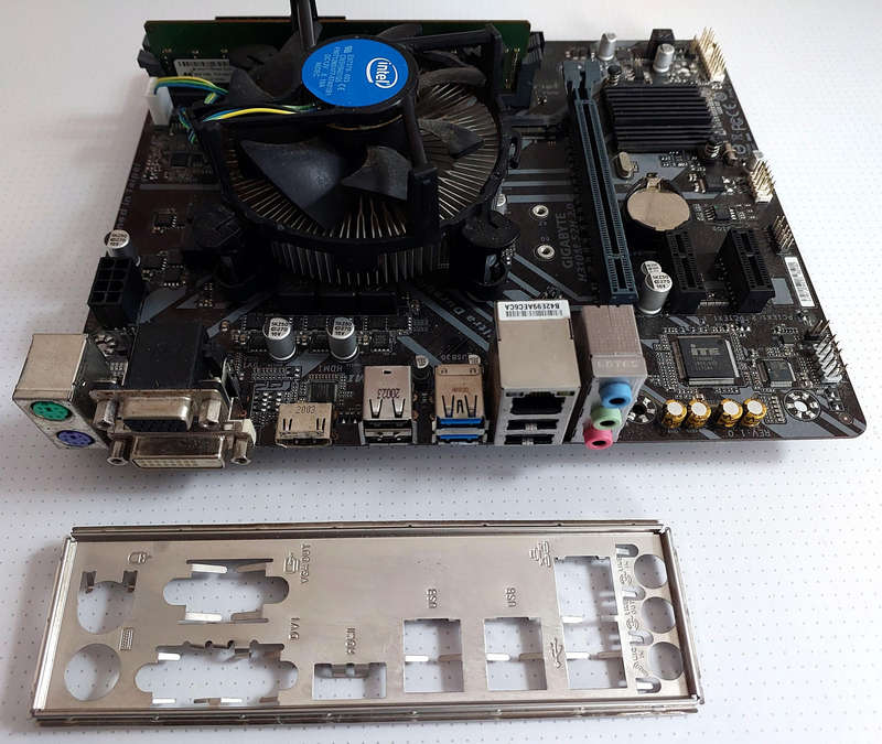 PC Upgrade Bundle  Gigabyte H310M motherboard, Intel i7-9700 CPU, 8GB RAM