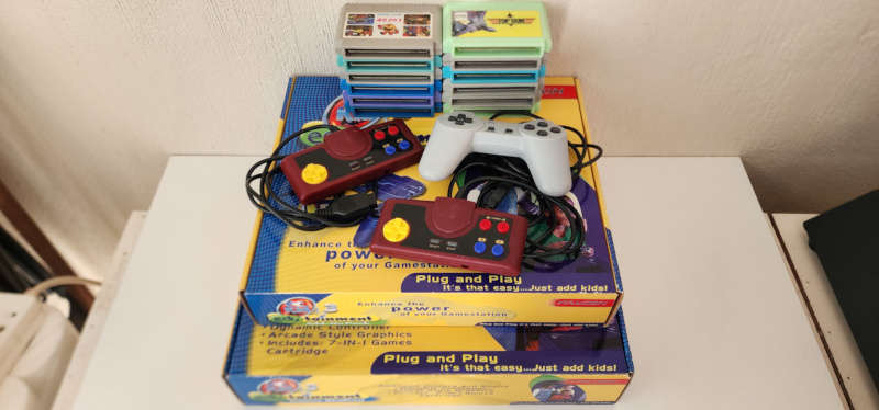 Falcon Retro GameStation | Includes Many Games & Accessories | Excellent Condition