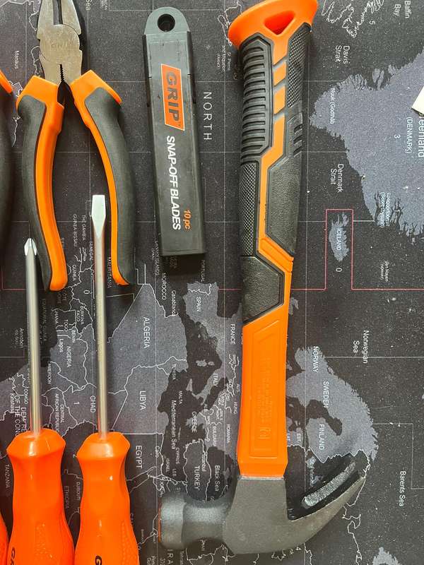 Grip 41cm tool box with 8 piece tool set with 10 additional blades - Bargain price