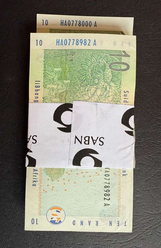 Tito Mboweni R10 - 100 uncirculated notes in sequence - still in original SABN bundle