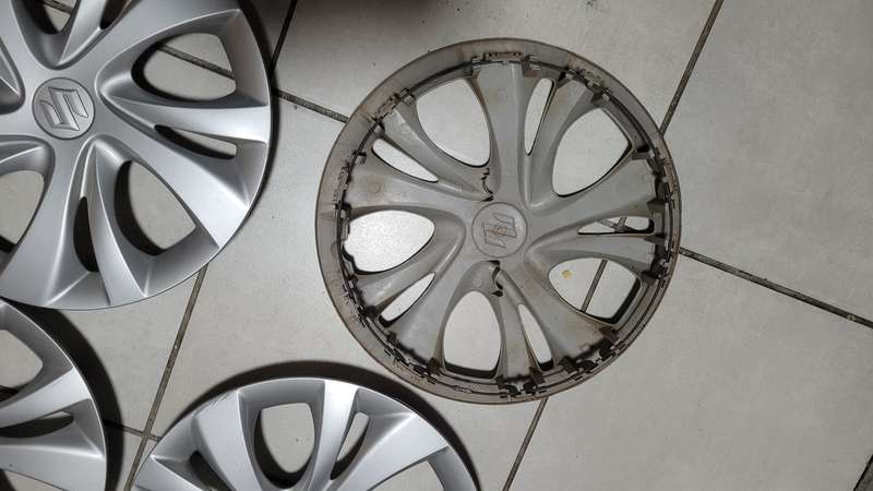 14" Suzuki OEM Hubcaps x4