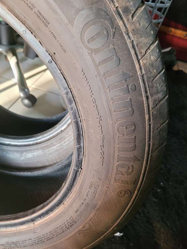 2x Continental 195/65R15 Tyres