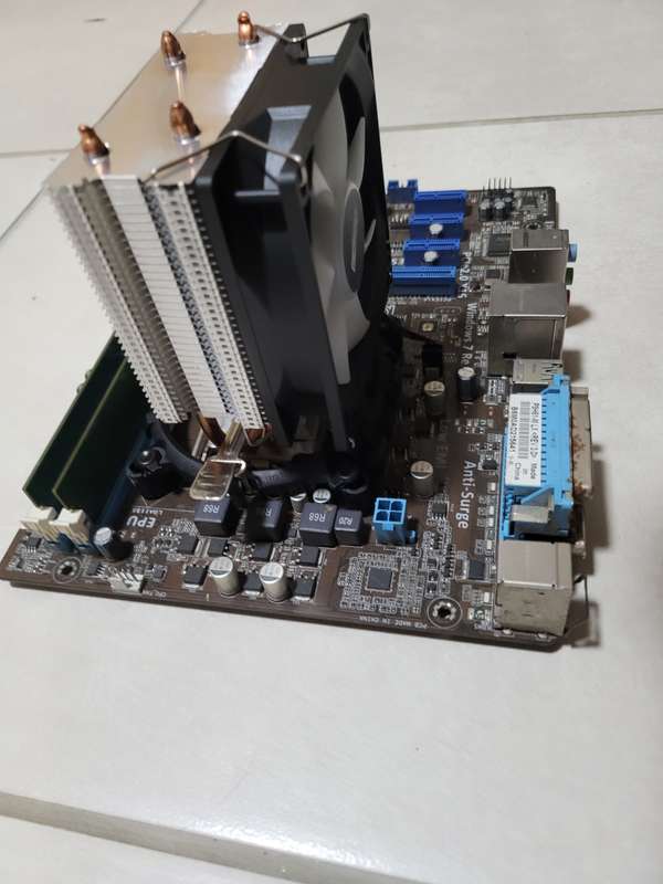 Asus H61M + i3 3250 + New RGB Cooler