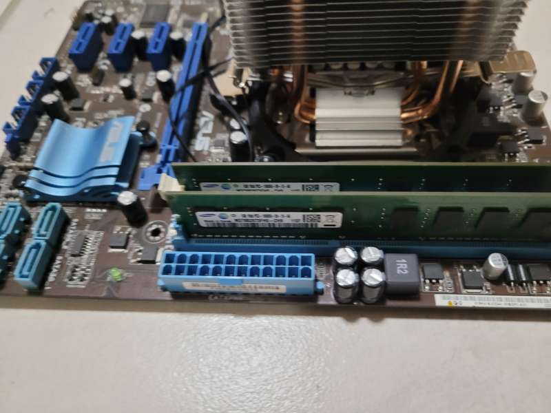 Asus H61M + i3 3250 + New RGB Cooler