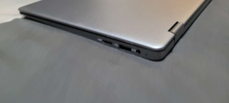 Mecer Fundi 2in1 Touchscreen Laptop