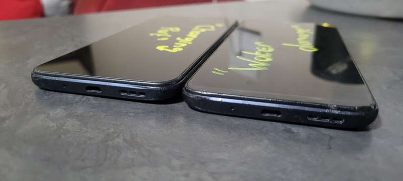 2x Redmi A9 Phones