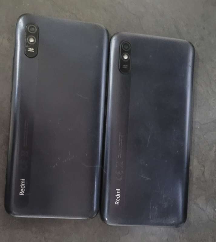 2x Redmi A9 Phones