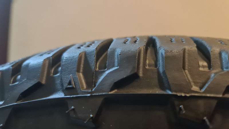 Falken 2x 215/60R17 tyres