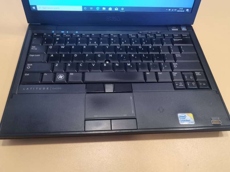 Dell Latitude E4300 - Intel Core 2 Duo @ 2.53GHz - 4GB RAM - 256GB HDD