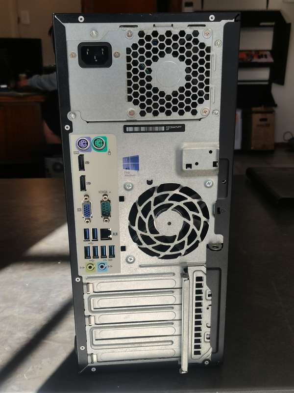 LATE ENTRY, HP Elite Desk 800 G2 - Intel Core i5-6500 @ 3.20GHz - 8GB RAM - 500GB HDD