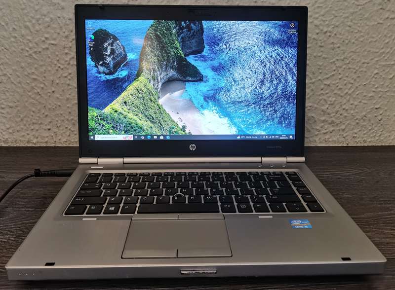 HP EliteBook 8470P - Intel Core i5-3320M @ 2.60GHz - 4GB RAM - 500GB HDD