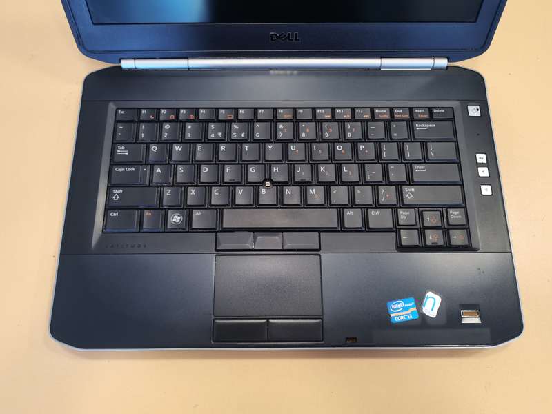 Dell Latitude n Series - Intel Core i3-2350M @ 2.30GHz - 4GB RAM - 500GB HDD - Brand New Battery