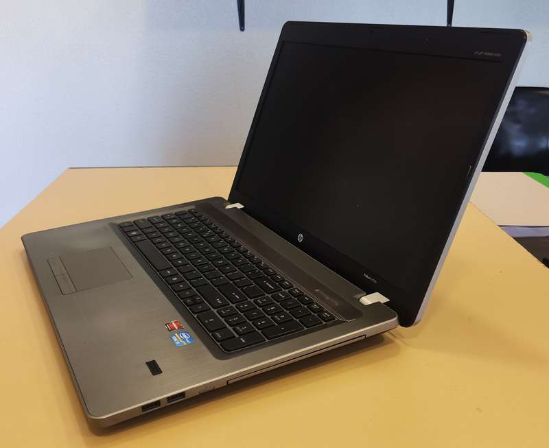 HP ProBook 4730S - Intel Core i3-2330M-RADEON GRAPHICS-HD+- 8GB RAM - 256GB SSD - Brand New Battery