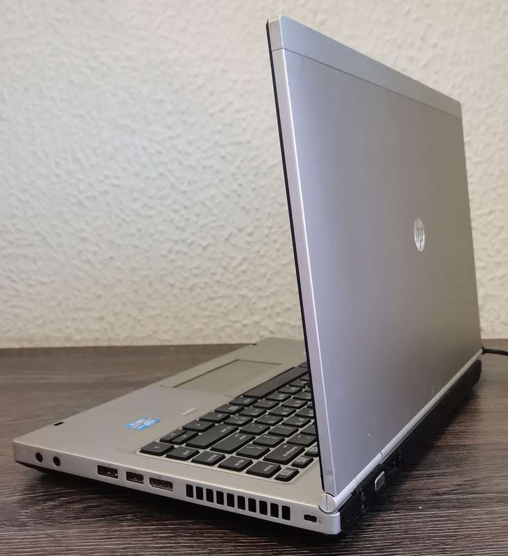 HP EliteBook 8470P - Intel Core i5-3320M @ 2.60GHz - 4GB RAM - 500GB HDD