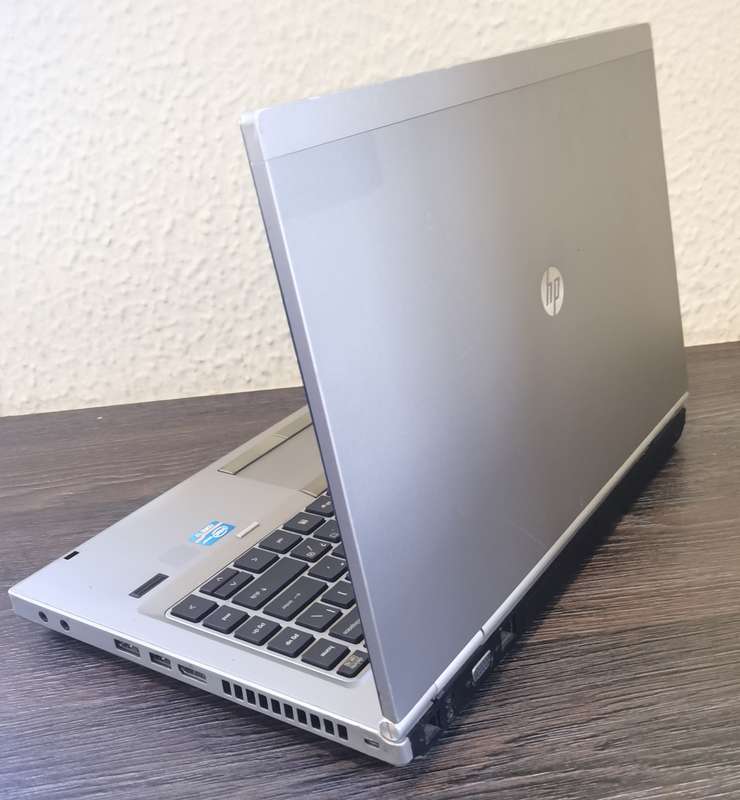 HP EliteBook 8460P - Intel Core i7-2620M @ 2.70GHz - 4GB RAM - 500GB HDD