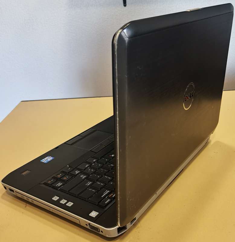 Dell Latitude E5420 - Intel Core i3-2330M @ 2.20GHz - 4GB RAM - 500GB HDD