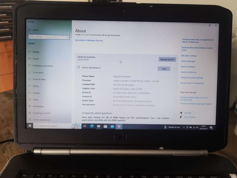Dell Latitude E5420 - Intel Core i3-2310M @ 2.10GHz - 4GB RAM - 500GB HDD