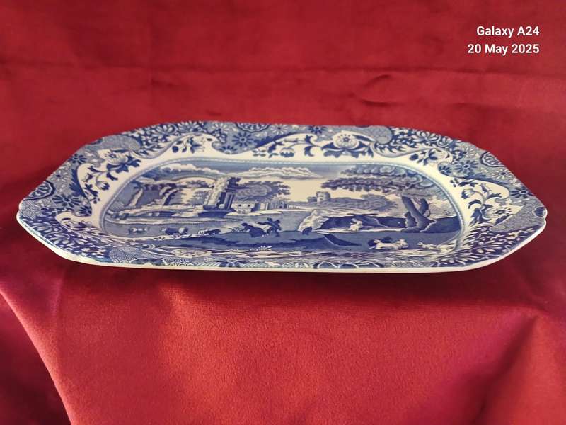 Small Copeland Spode Italian platter.
