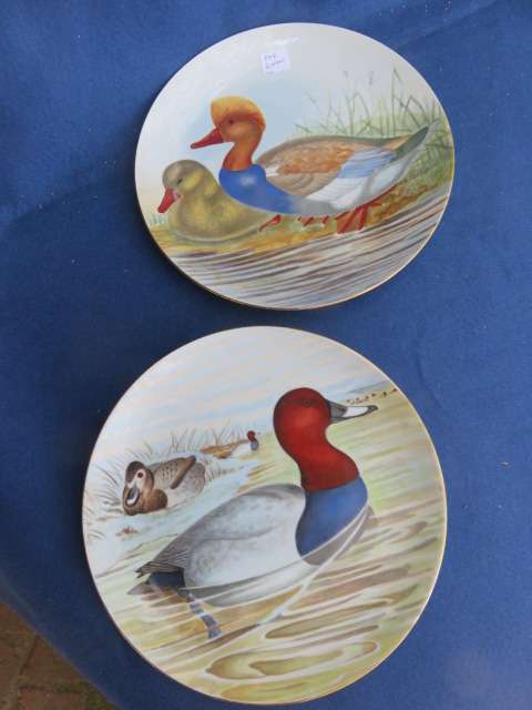 Pair of Imperial Imari Limited Collectors plates with ducks