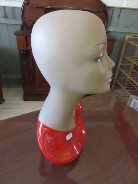Vintage mannequin head