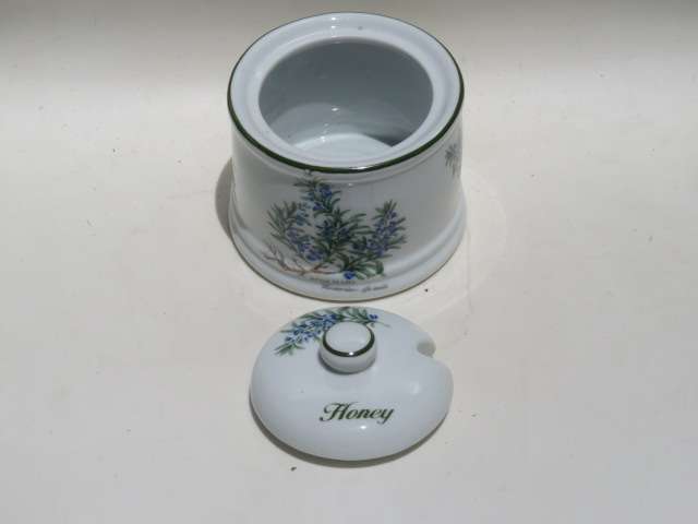Wiesenthal honey pot