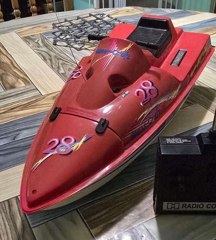 Radio control boat