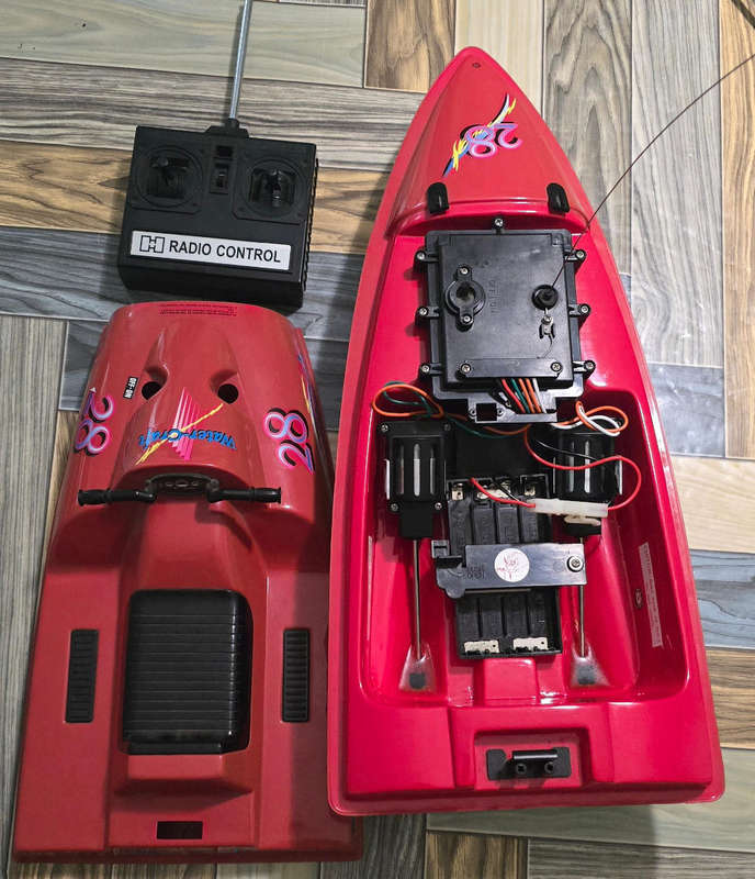 Radio control boat