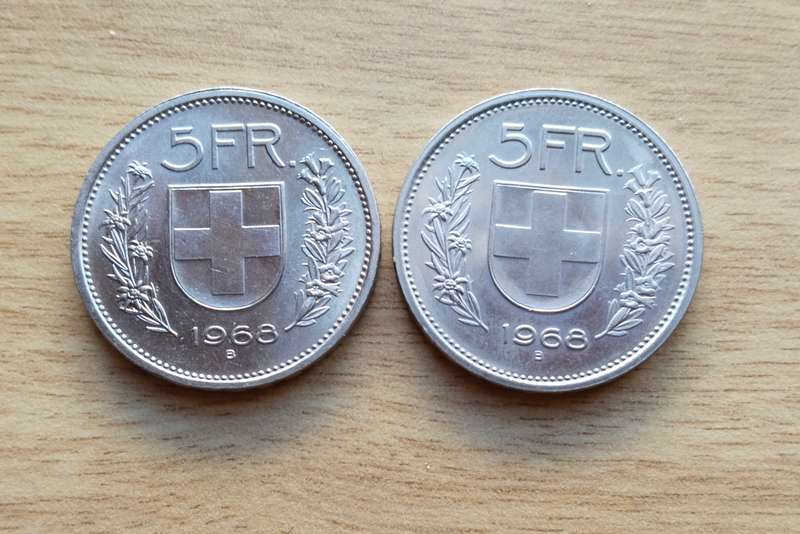 Helvetica Switzerland collection of 2 Good Condition 1968 (5 Francs)