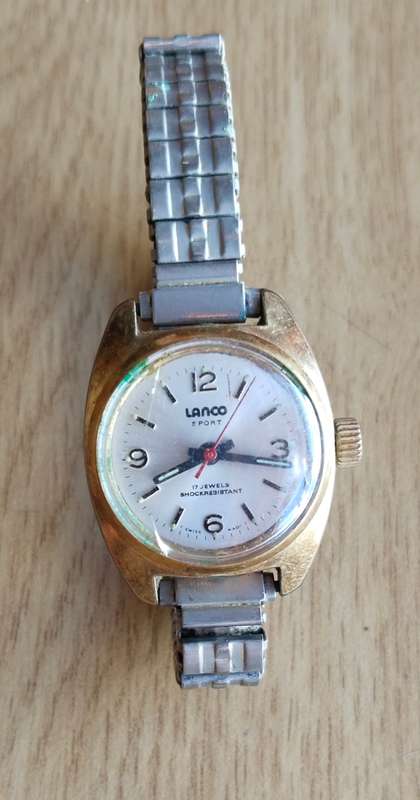 Lanco sports 17 jewels watch.