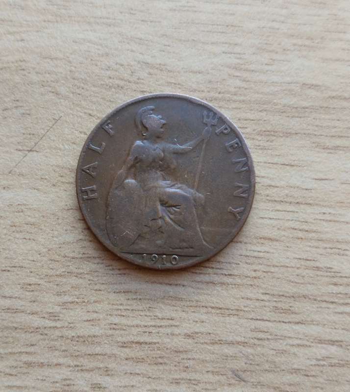 Great Britain 1910 Half Penny.