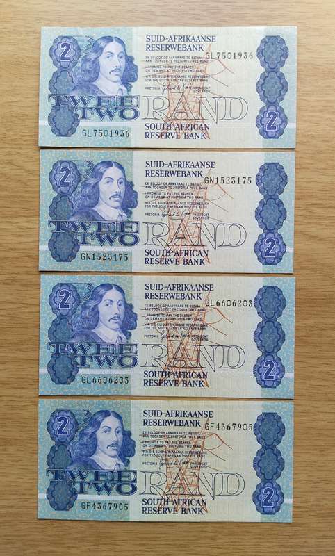 South Africa de Kock 4 good condition old R2 Bank notes.