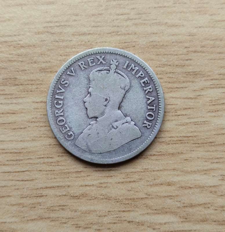 South Africa 1926 Silver Shilling. Rare date.
